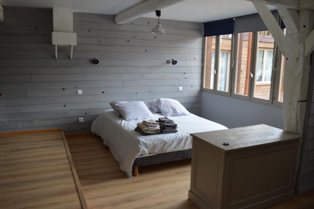 Bed and Breakfast Au Passage des Grues Drosnay Exterior foto